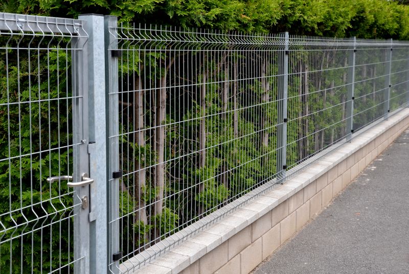 Aluminum Fence Service